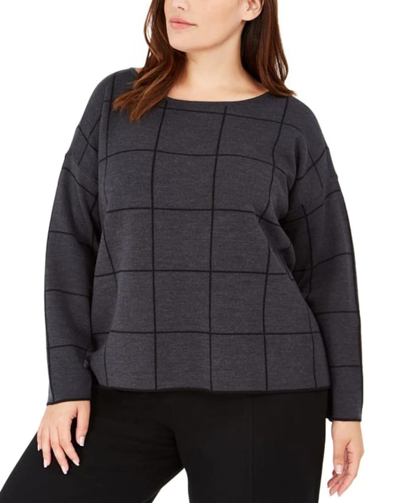 Front of a model wearing a size 2X Eileen Fisher Women's Plus Boat Neck Grid Top Gray Size 2X in Gray by Eileen Fisher. | dia_product_style_image_id:311361
